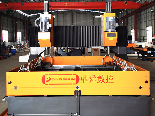 數控3D鉆孔機和數控平面鉆床有什么區別?